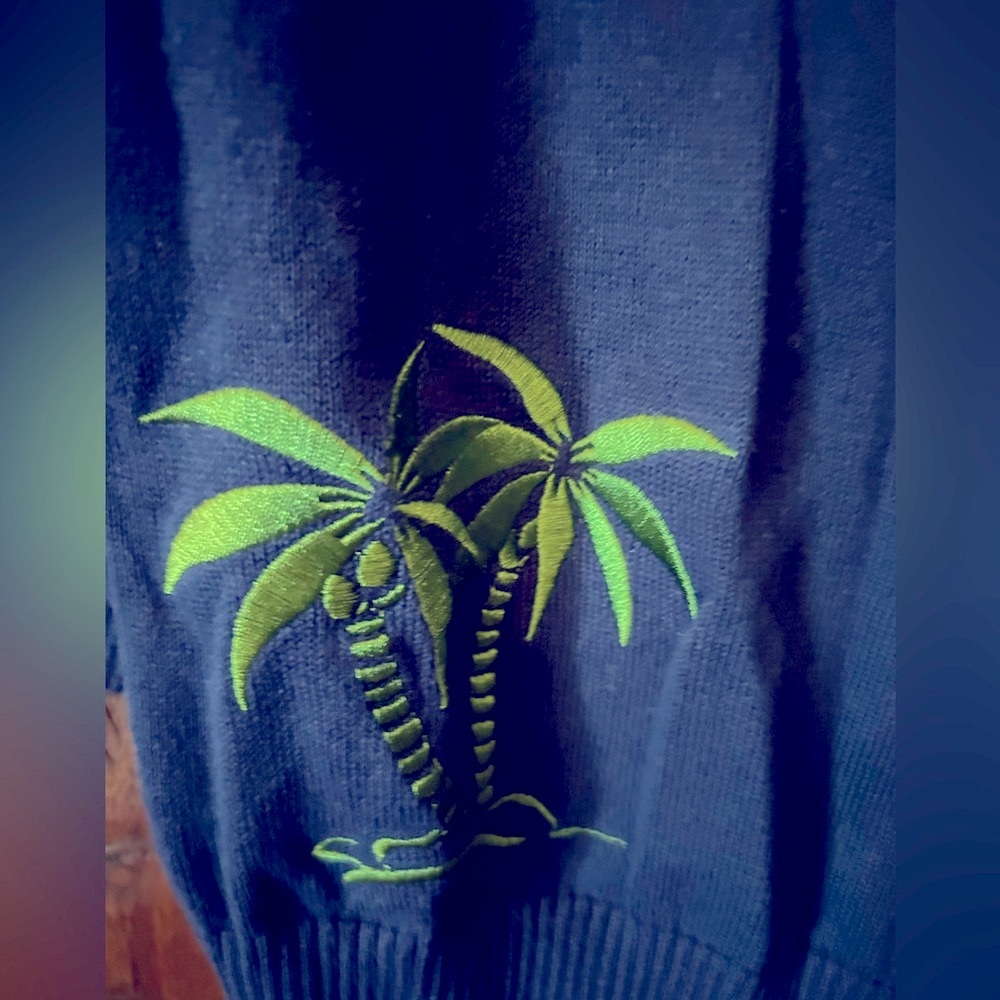 Collectif NWOT “Palm Tree Reverie” 100% Cotton crop sweater  blue green sz 16 US - Picture 2 of 11